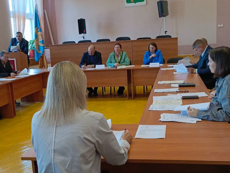 21 мая 2026 года в 14.00 часов в зале заседаний Администрации Дедовичского района состоится десятая очередная сессия Собрания депутатов Дедовичского муниципального округа.