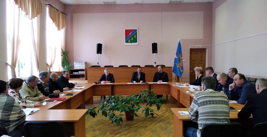 16 апреля 2024 года в 10.00 часов в зале заседаний Администрации Дедовичского района  состоится  тринадцатая очередная сессия  Собрания депутатов Дедовичского района седьмого созыва.