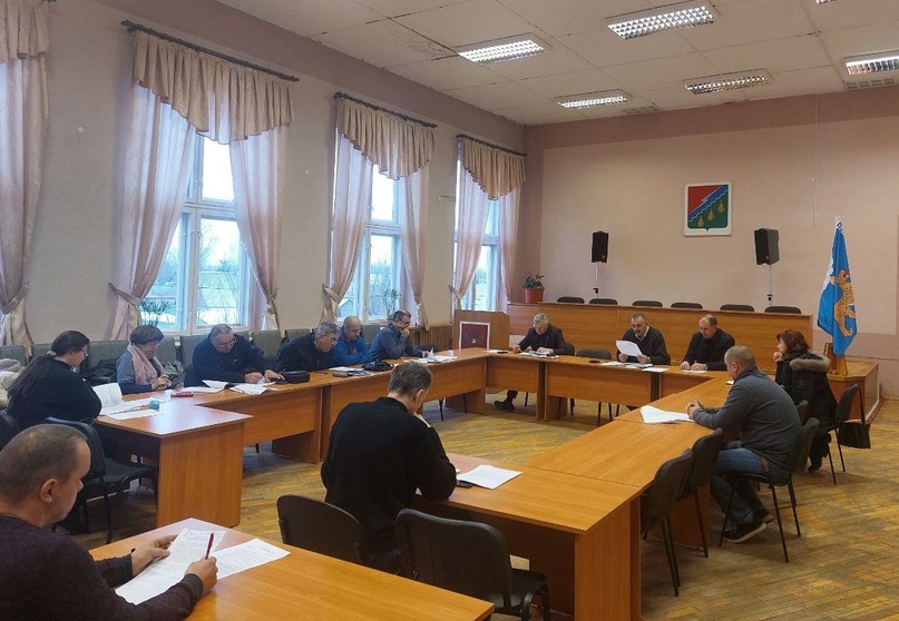 21 ноября 2023 года состоялась 10 внеочередная сессия Собрания депутатов Дедовичского района..