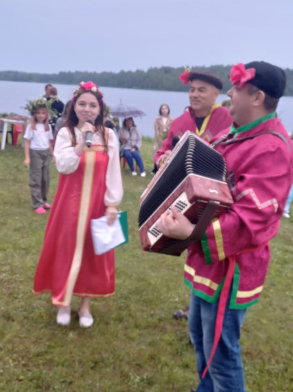 6 июля 2023г., в 20:00ч., на берегу реки Шелонь, прошло традиционное празднование дня Ивана Купала.. 6 июля 2023г., в 20:00ч., на берегу реки Шелонь, прошло традиционное празднование дня Ивана Купала..